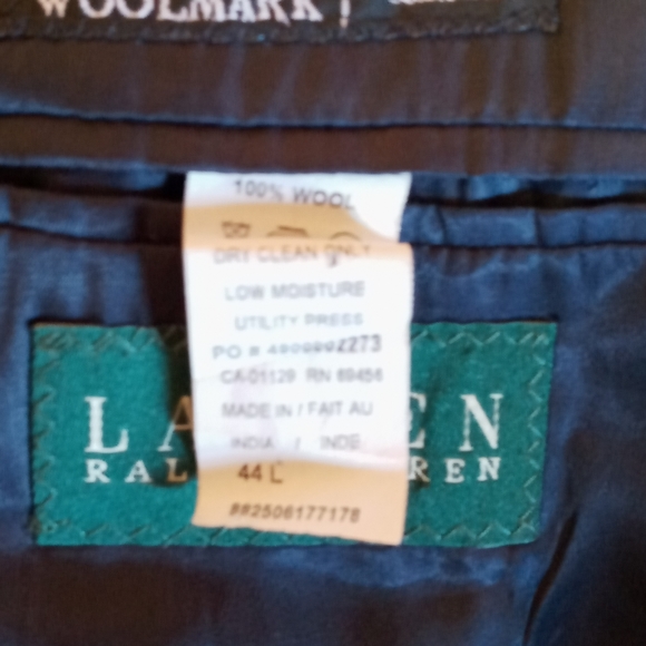 Super nice navy blue Ralph Lauren wool blazer - Picture 3 of 5